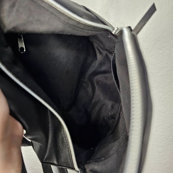 Unicorn Mini Backpack / Perfect Condition - Picture 7 of 7